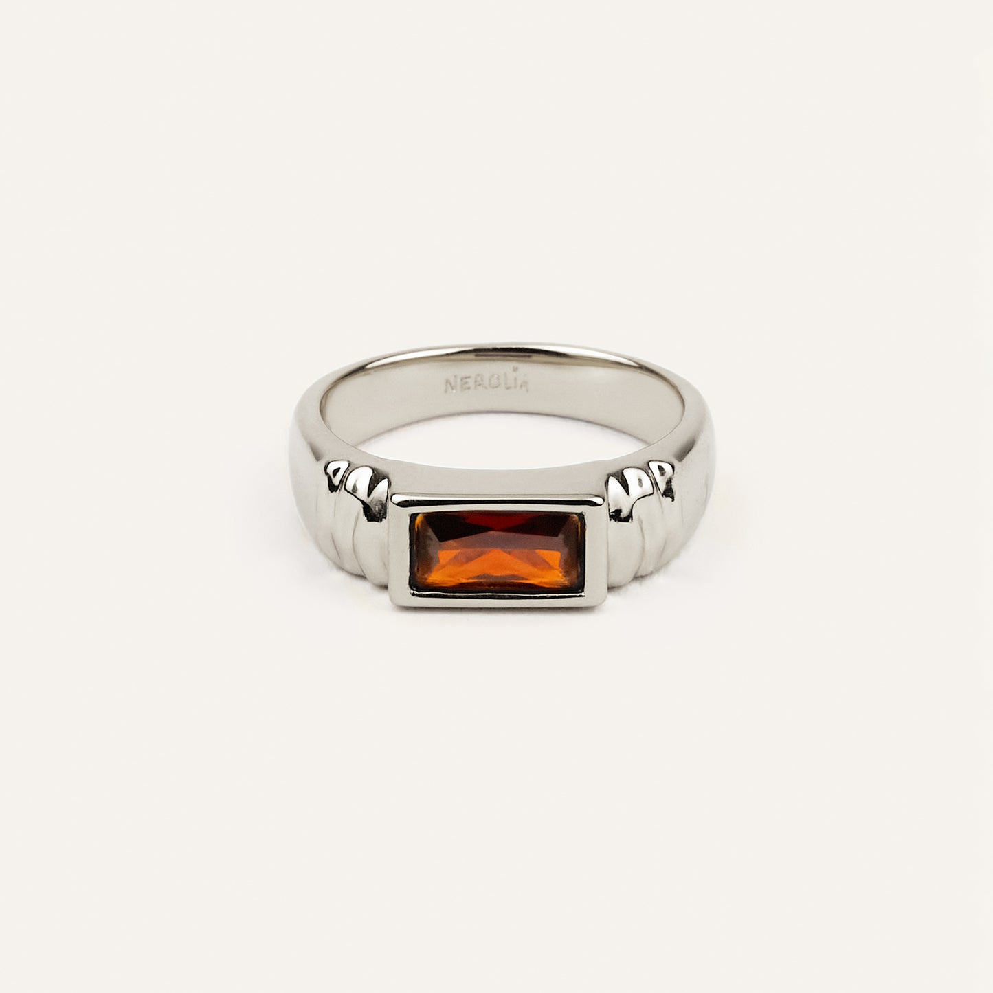 N2 RING SILVER GARNET